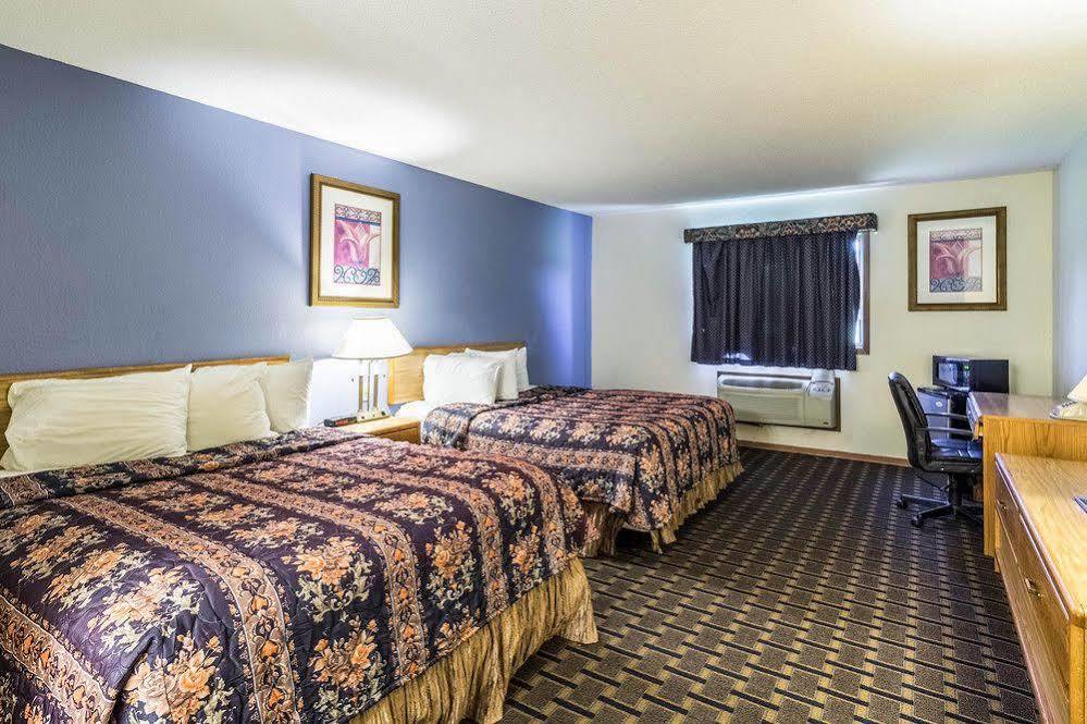 Rodeway Inn Brainerd Extérieur photo
